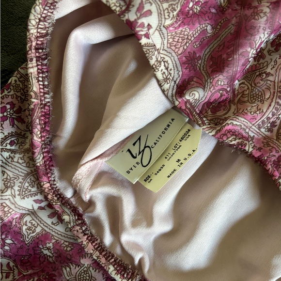 SOLD!! 🚫🚫🚫 Y2K Midi Paisley Skirt - Picture 2 of 3